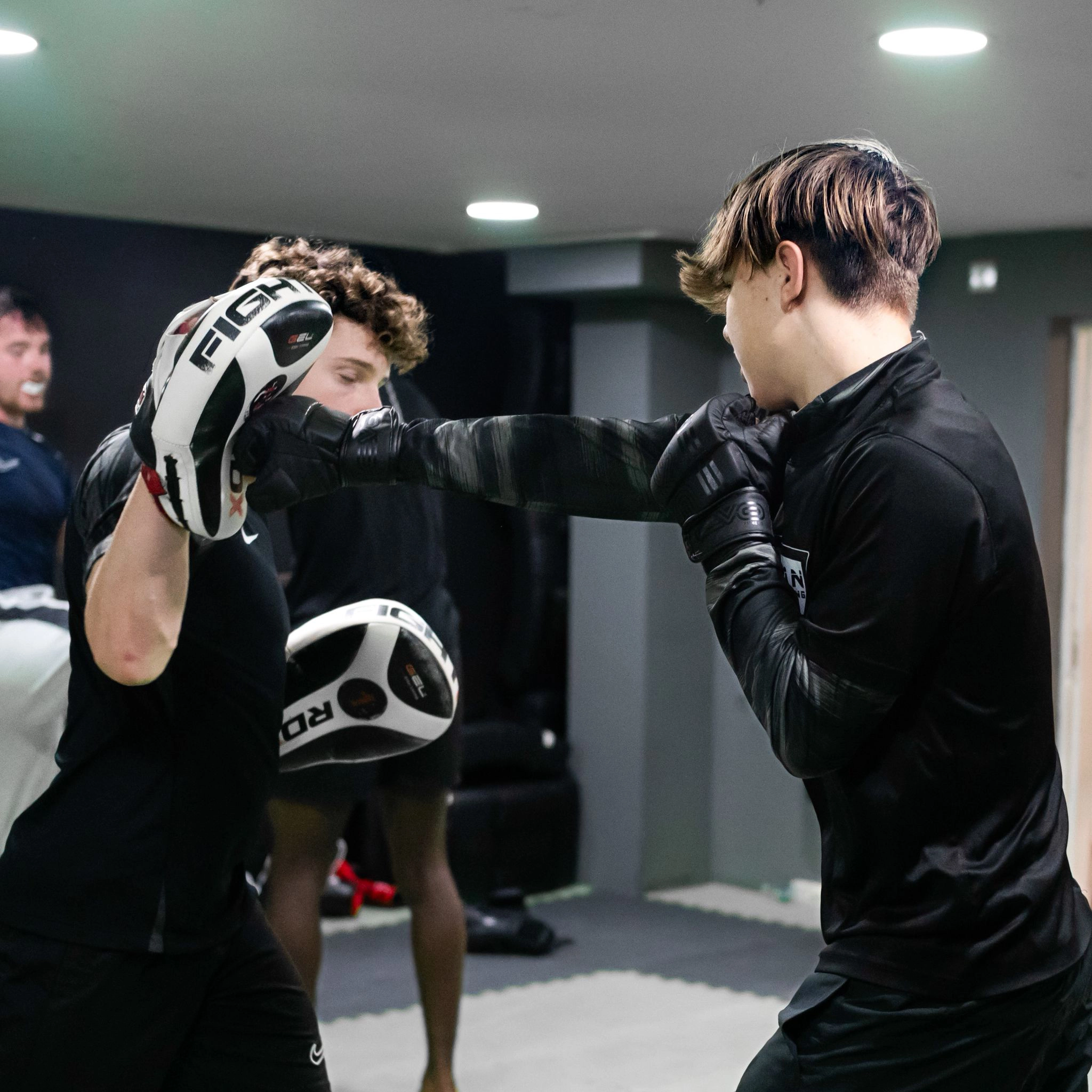 Kids & Teens Kickboxing